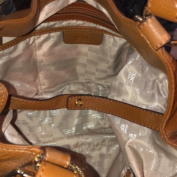 Michael kors pocketbook wheatley shoulder tote - Picture 4 of 7